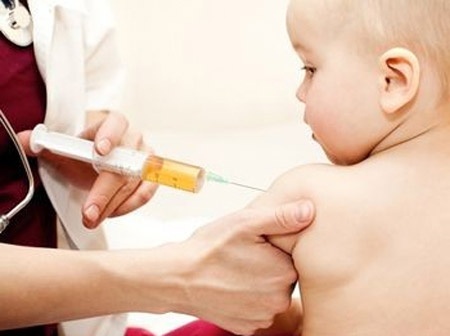 Mỹ cũng cảnh báo vắc-xin viêm gan B gây tử vong ở trẻ