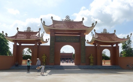 Ngắm Thiền viện Trúc Lâm lớn nhất ĐBSCL