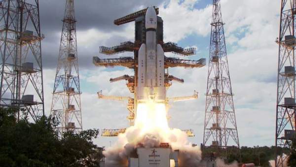 Ấn Độ phóng thành công sứ mệnh Mặt trăng lịch sử